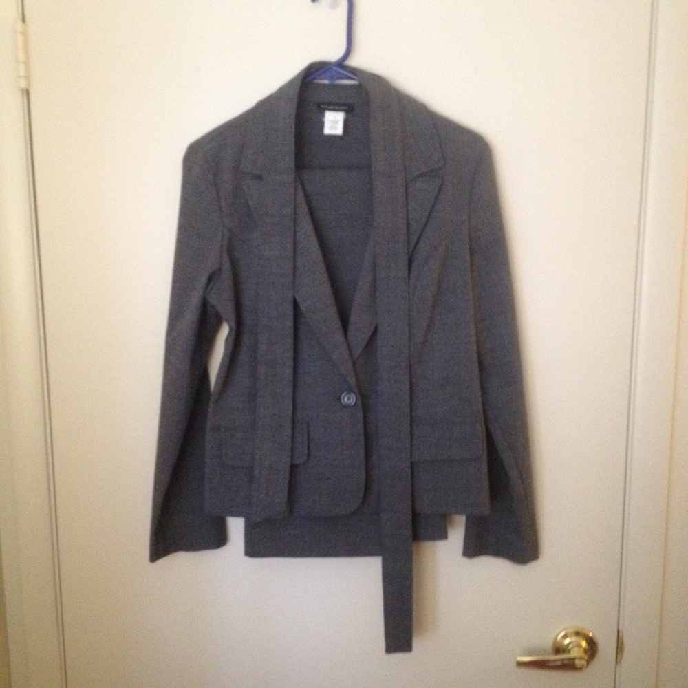 Charcoal suit. Blazer and pants. Machine Washable!